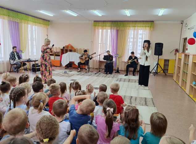 Творческий коллектив «Экспромт» выступил в детском саду № 88 г. Пензы